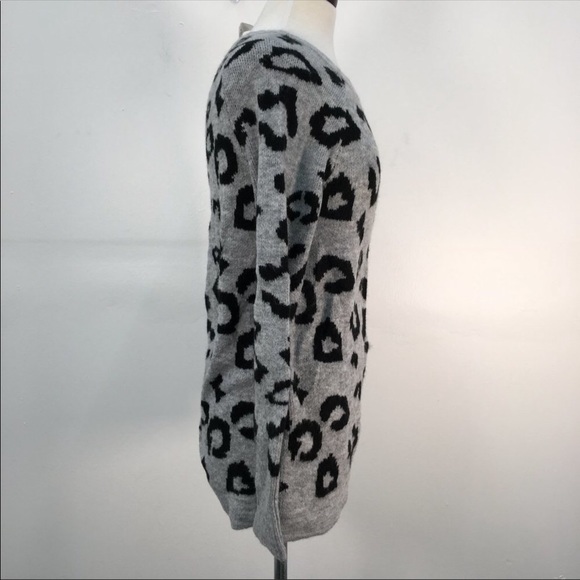 Abercrombie Sweater - Picture 2 of 4